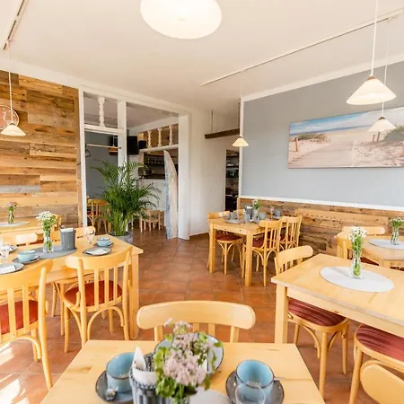 Elbpension & Ferienwohnung Saechsische Schweiz 3*